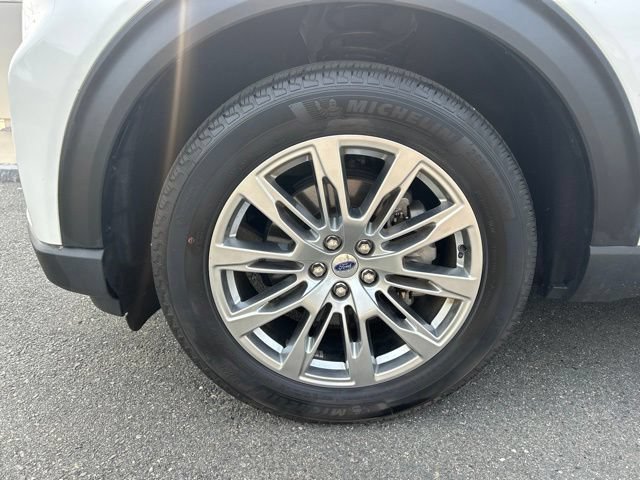 Certified 2025 Ford Explorer Active w/ Active Comfort Package AWD/4WD image 10