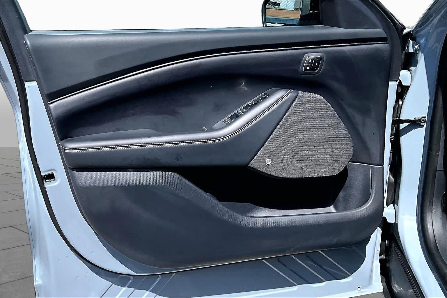 Certified 2025 Ford Mustang Mach-E Premium RWD image 21