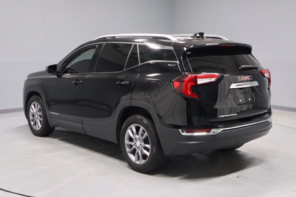 Used 2023 GMC Terrain SLT FWD image 10