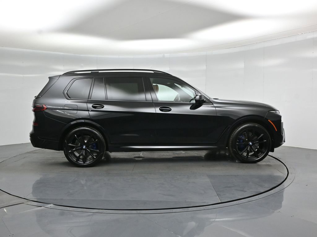 Used 2026 BMW X7 xDrive40i w/ Executive Package AWD/4WD image 28