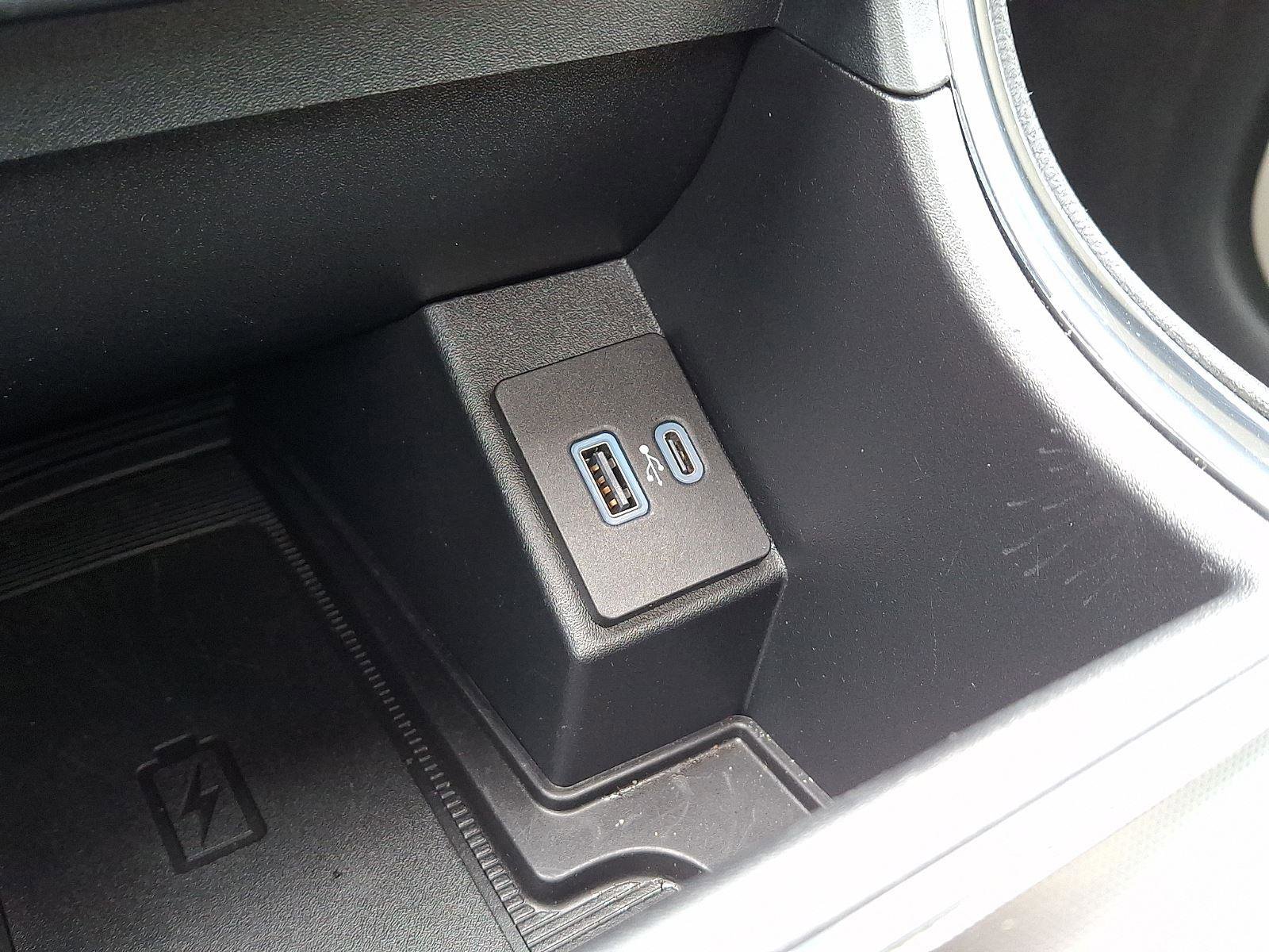 Certified 2022 Ford Edge Titanium image 22