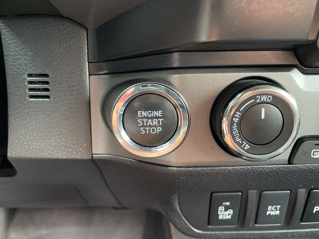 Used 2023 Toyota Tacoma TRD Sport w/ TRD Premium Sport Package AWD/4WD image 25