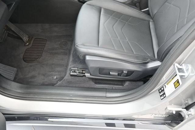 Used 2025 BMW X1 xDrive28i w/ Convenience Package AWD/4WD image 13