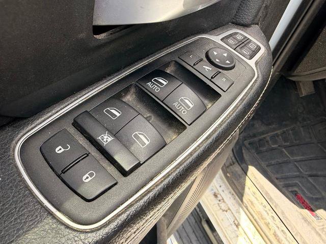 Used 2024 RAM 2500 Big Horn AWD/4WD image 13