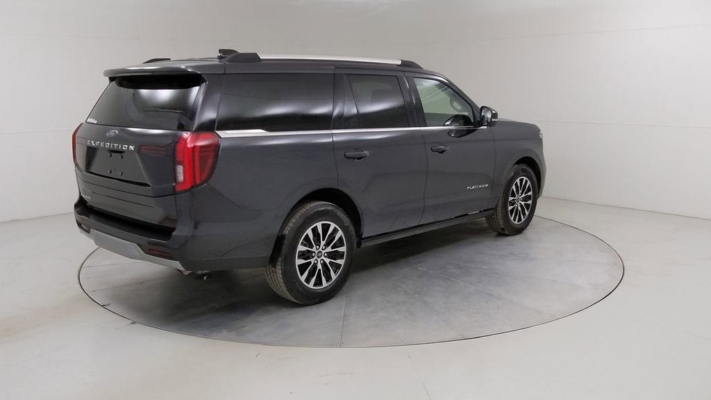 Certified 2025 Ford Expedition Platinum image 16