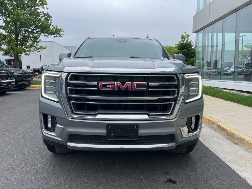 Used 2023 GMC Yukon SLT AWD/4WD image 2