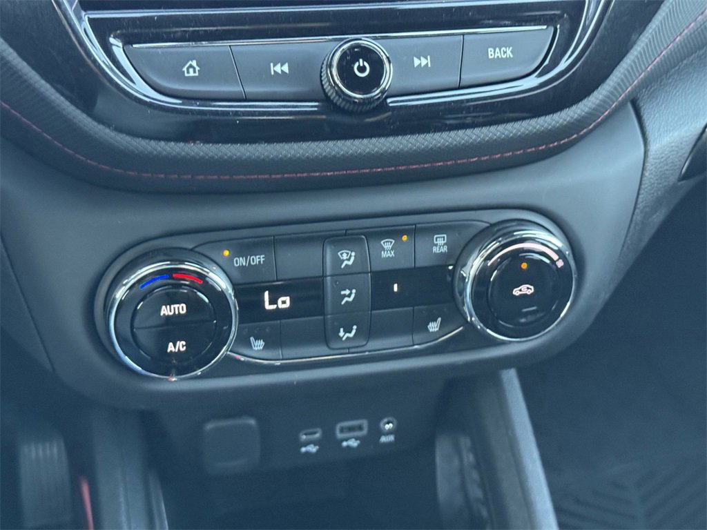 Used 2023 Chevrolet TrailBlazer RS w/ Convenience Package image 13