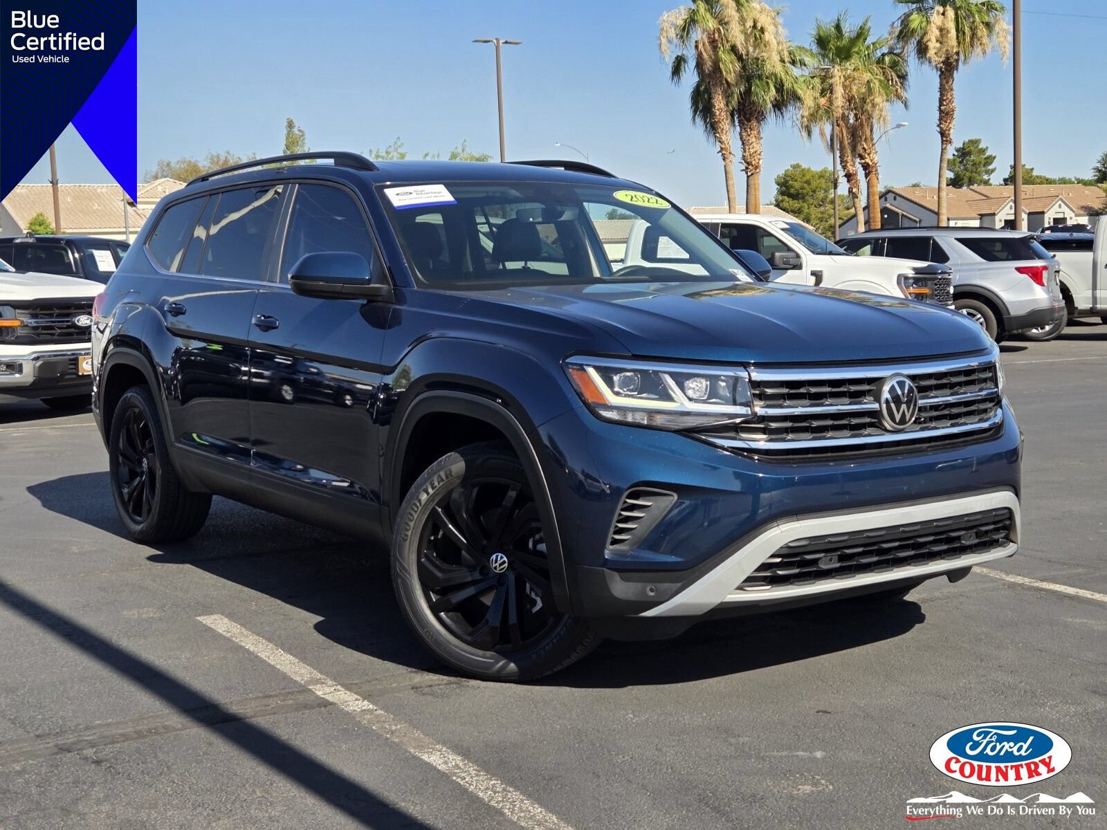 Used 2022 Volkswagen Atlas SE w/ Panoramic Sunroof Package