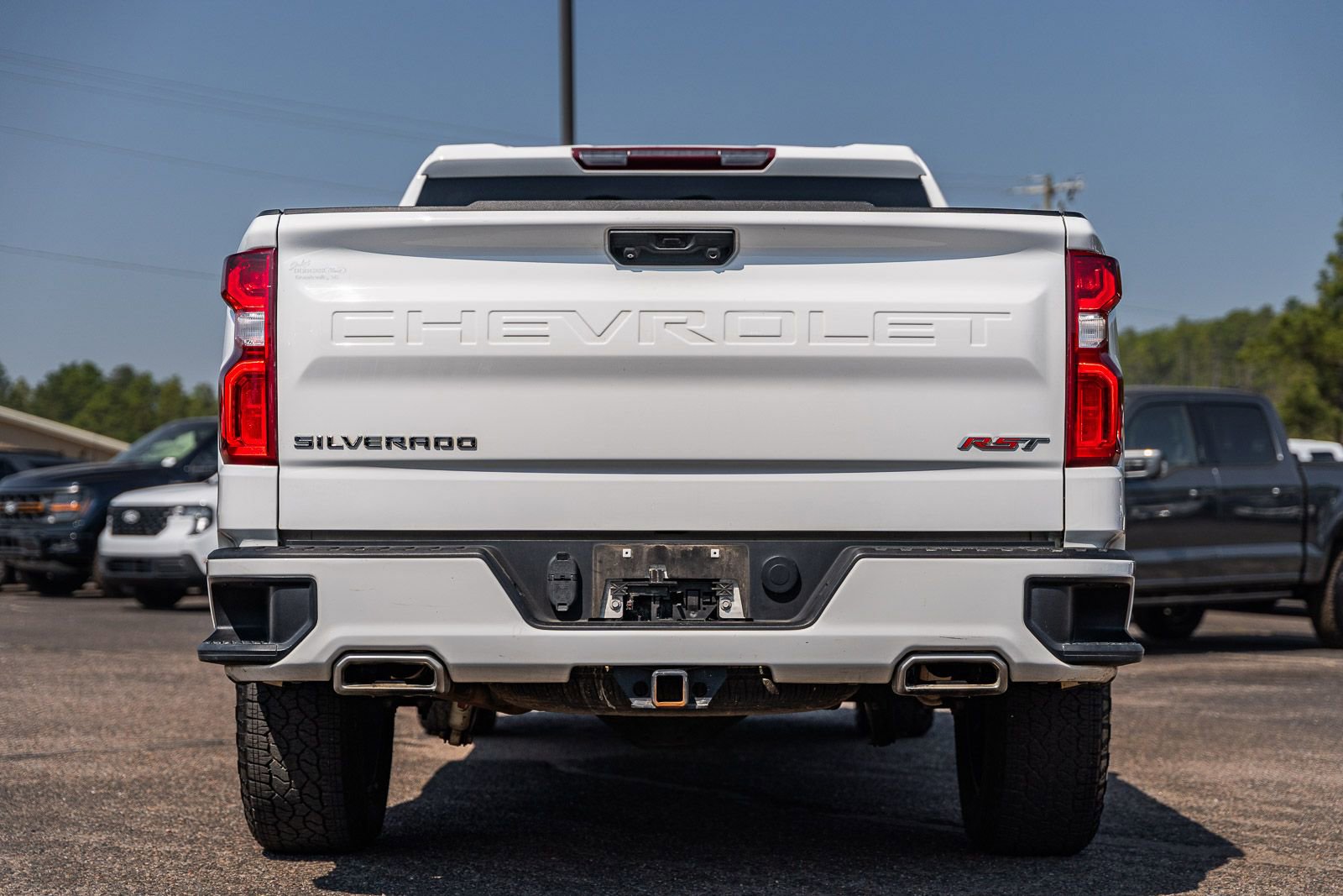 Used 2022 Chevrolet Silverado 1500 RST AWD/4WD image 6