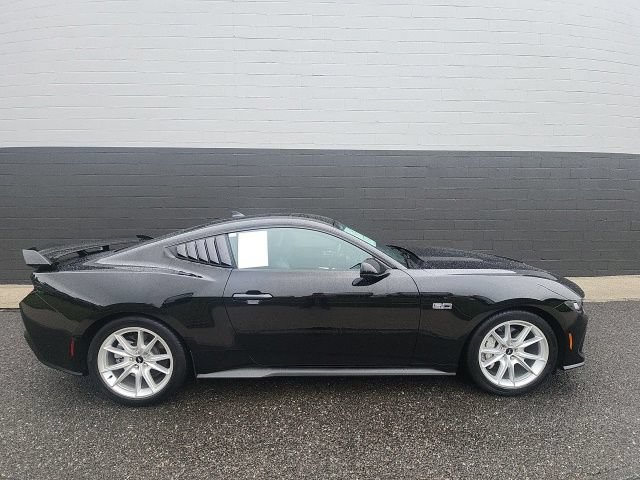 Certified 2024 Ford Mustang GT Premium RWD image 7