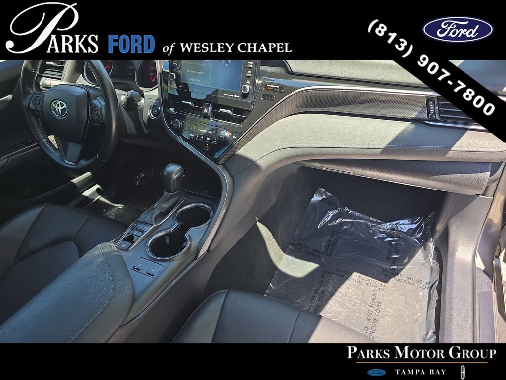 Used 2024 Toyota Camry XSE FWD image 9