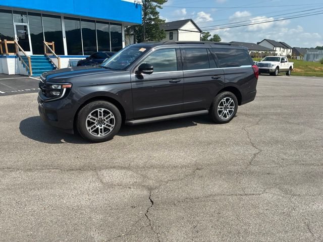 Certified 2025 Ford Expedition Active AWD/4WD image 17