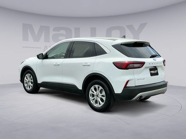 Certified 2024 Ford Escape Active FWD image 3