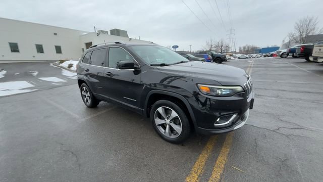 Used 2019 Jeep Cherokee Limited image 2