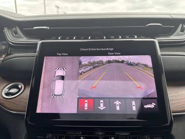 Used 2025 Jeep Grand Cherokee L Summit w/ Advanced Protech Group IV image 27