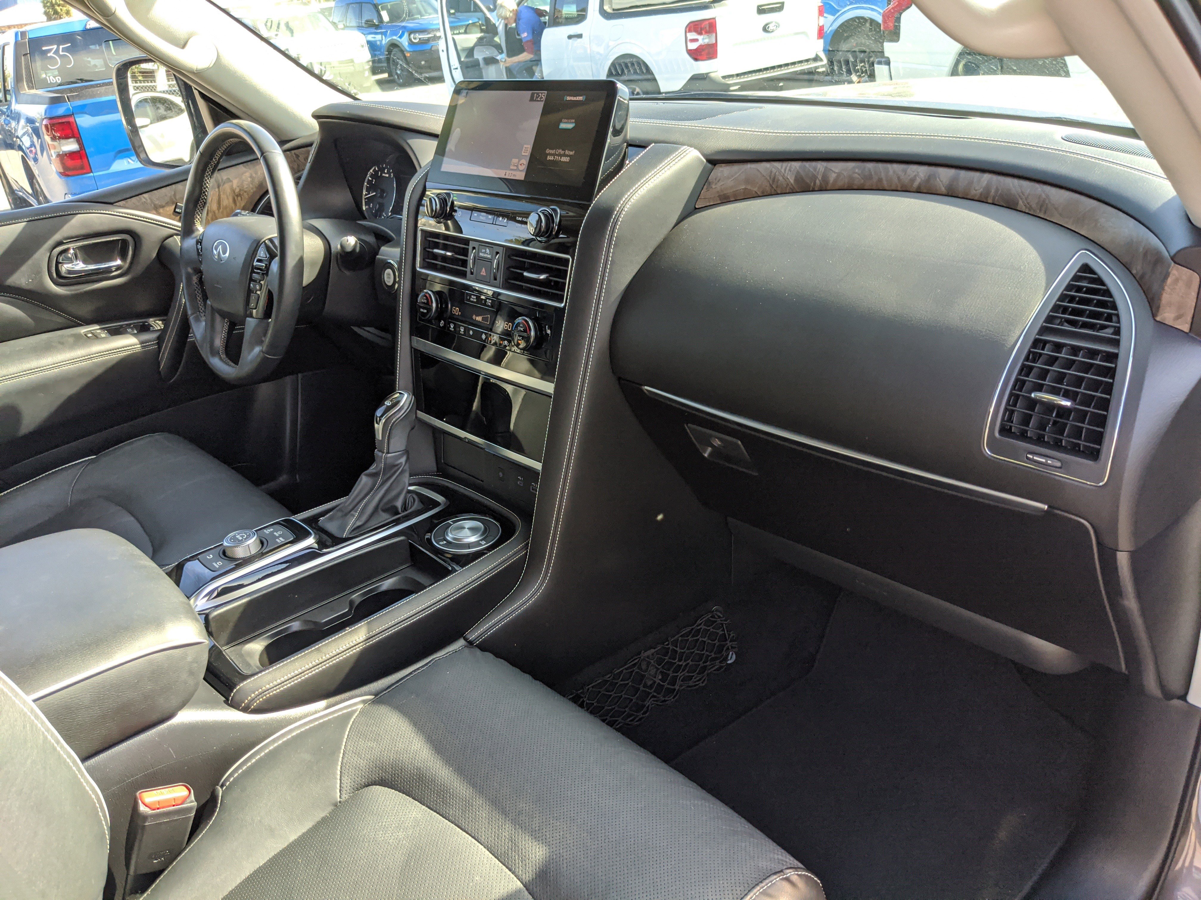 Used 2022 INFINITI QX80 Premium Select w/ Cargo Package image 12