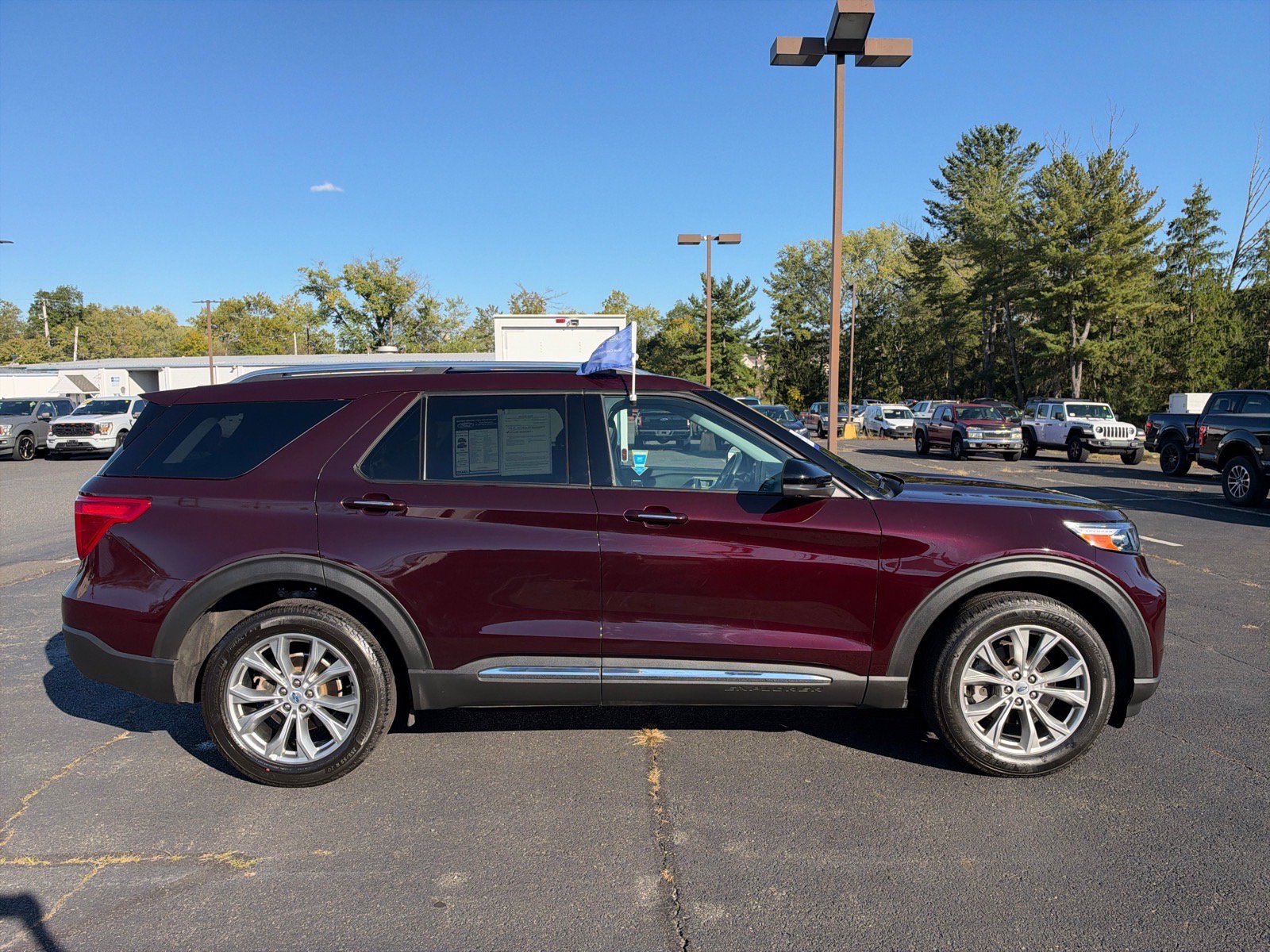Certified 2023 Ford Explorer Limited w/ Limited Technology Package AWD/4WD image 20