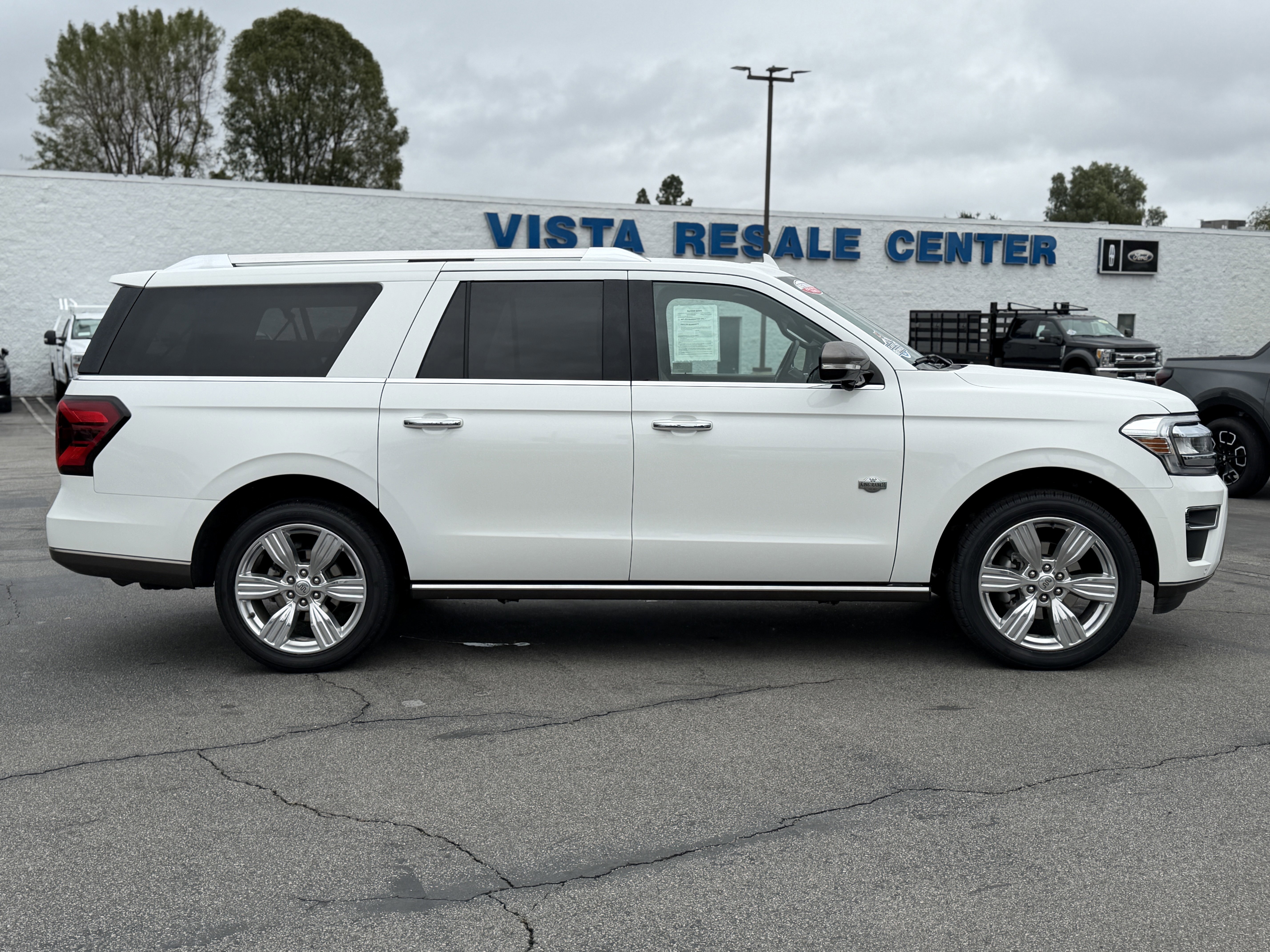 Certified 2023 Ford Expedition Max King Ranch image 6