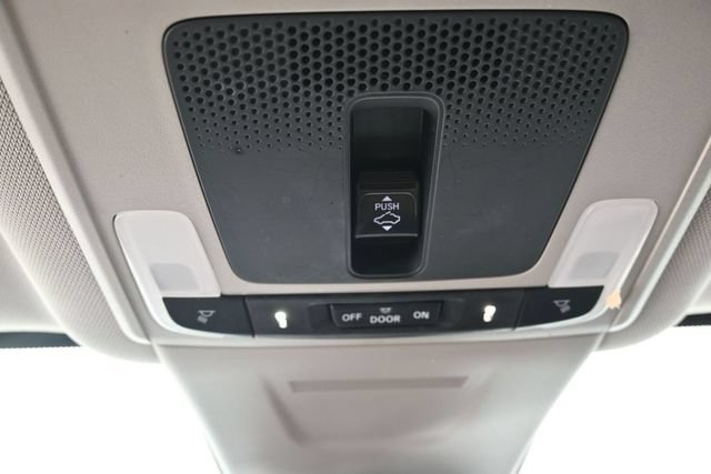 Used 2025 Honda CR-V EX image 29