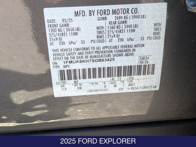 Certified 2025 Ford Explorer ST-Line w/ ST-Line Street Pack AWD/4WD image 29