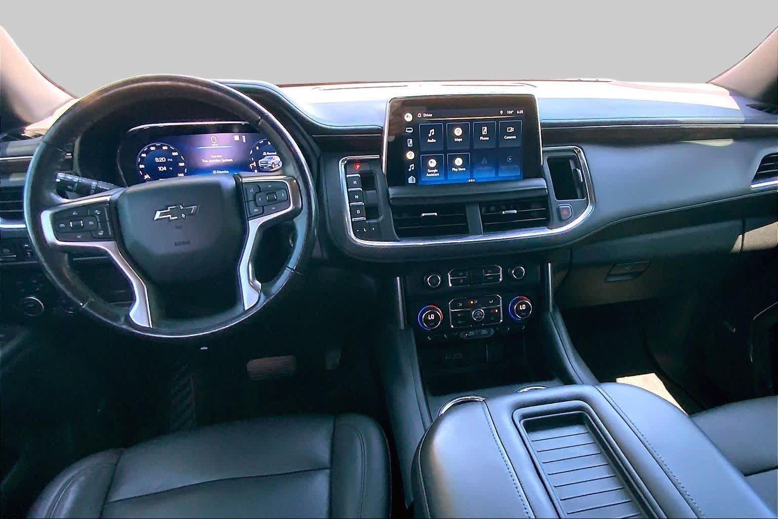 Used 2022 Chevrolet Tahoe Z71 w/ Luxury Package AWD/4WD image 16