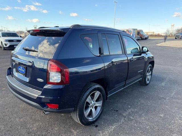 Used 2017 Jeep Compass High Altitude image 3