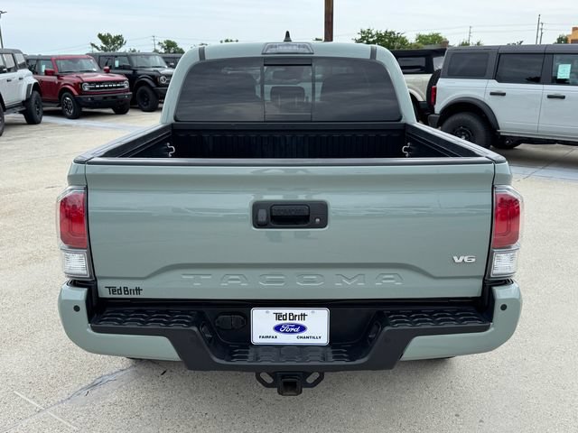Used 2022 Toyota Tacoma TRD Off-Road w/ Technology Package AWD/4WD image 9