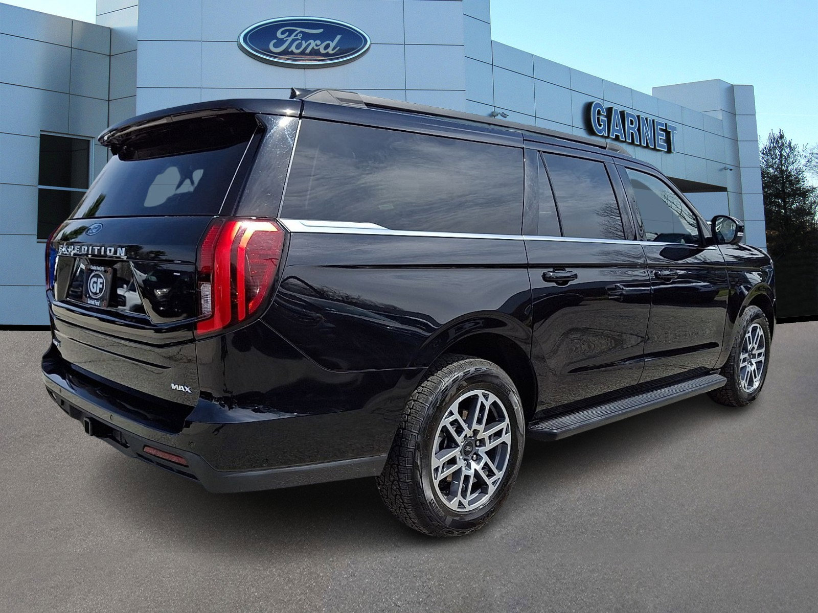 Certified 2025 Ford Expedition Max Active AWD/4WD image 8