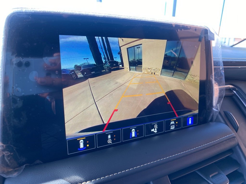 Used 2024 GMC Yukon SLT w/ SLT Luxury Package image 39