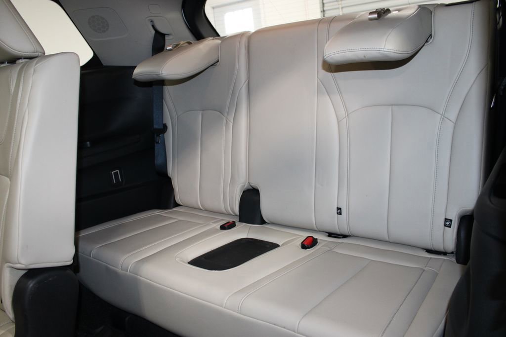 Used 2023 INFINITI QX60 Sensory w/ Cargo Package image 27