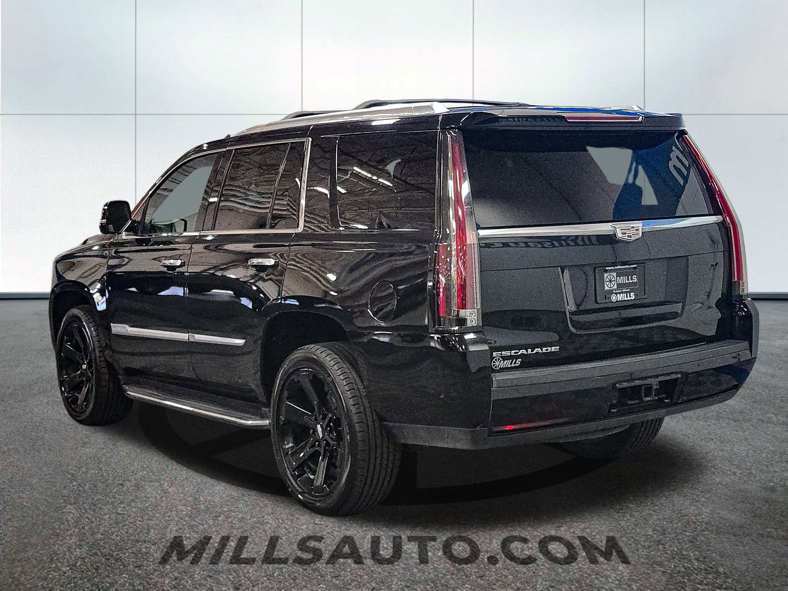 Used 2020 Cadillac Escalade 4WD image 8