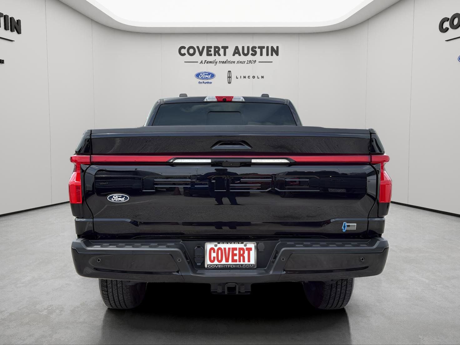 Certified 2024 Ford F150 Lightning Lariat image 4