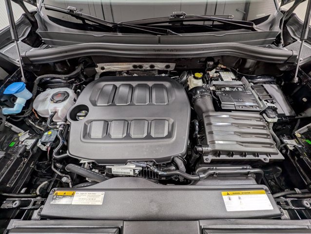 Used 2026 Volkswagen Tiguan SE R-Line AWD/4WD image 28