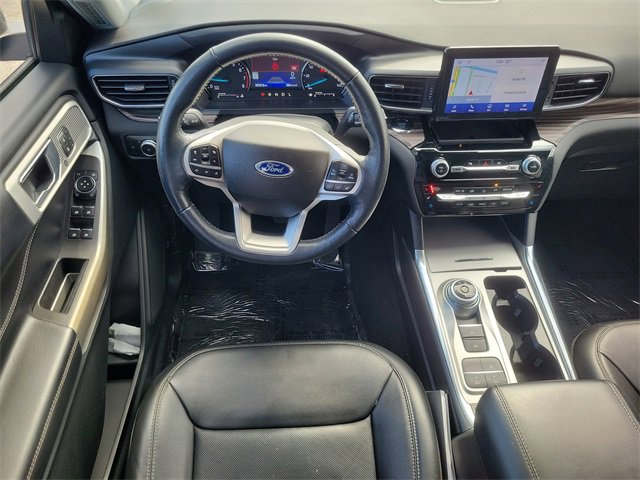 Certified 2022 Ford Explorer Limited w/ Equipment Group 301A image 11