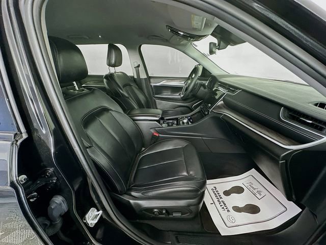 Used 2022 Jeep Grand Cherokee L Limited AWD/4WD image 33