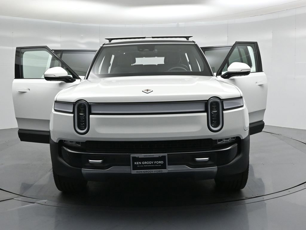 Used 2024 Rivian R1S Adventure AWD/4WD image 27