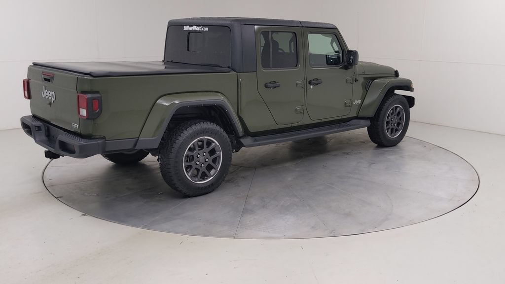 Used 2022 Jeep Gladiator Overland w/ Dual Top Group AWD/4WD image 13