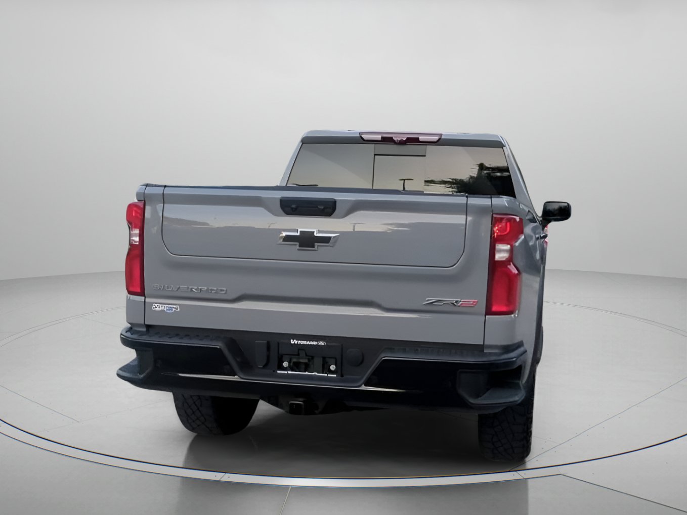 Used 2024 Chevrolet Silverado 1500 ZR2 w/ Technology Package AWD/4WD image 25
