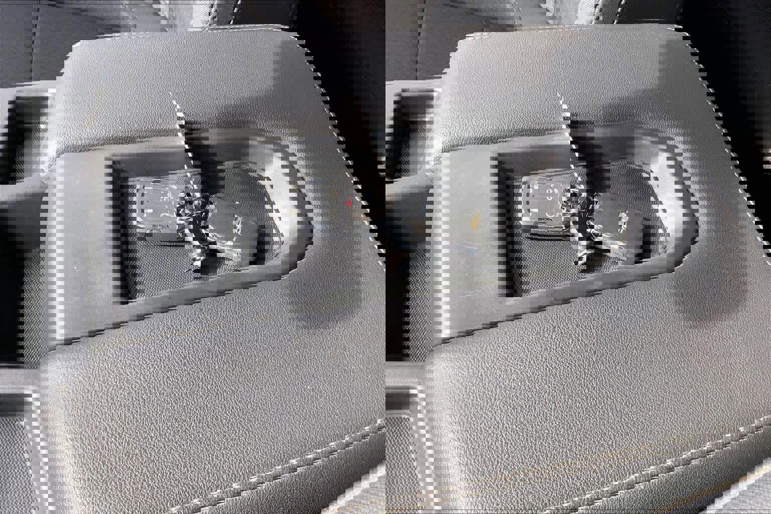 Used 2020 Chevrolet Silverado 1500 LT w/ Texas Edition image 15