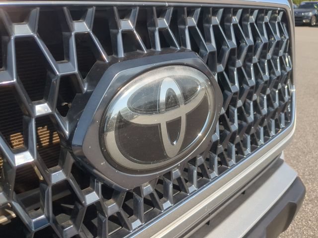 Used 2019 Toyota Tacoma TRD Off-Road AWD/4WD image 27