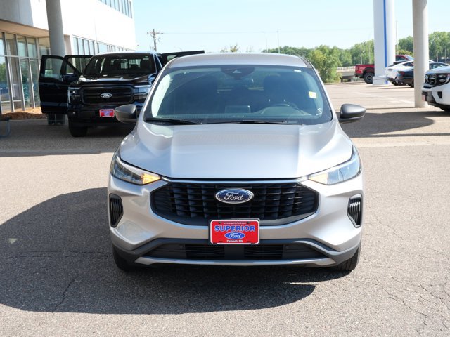 Certified 2023 Ford Escape Active AWD/4WD image 2