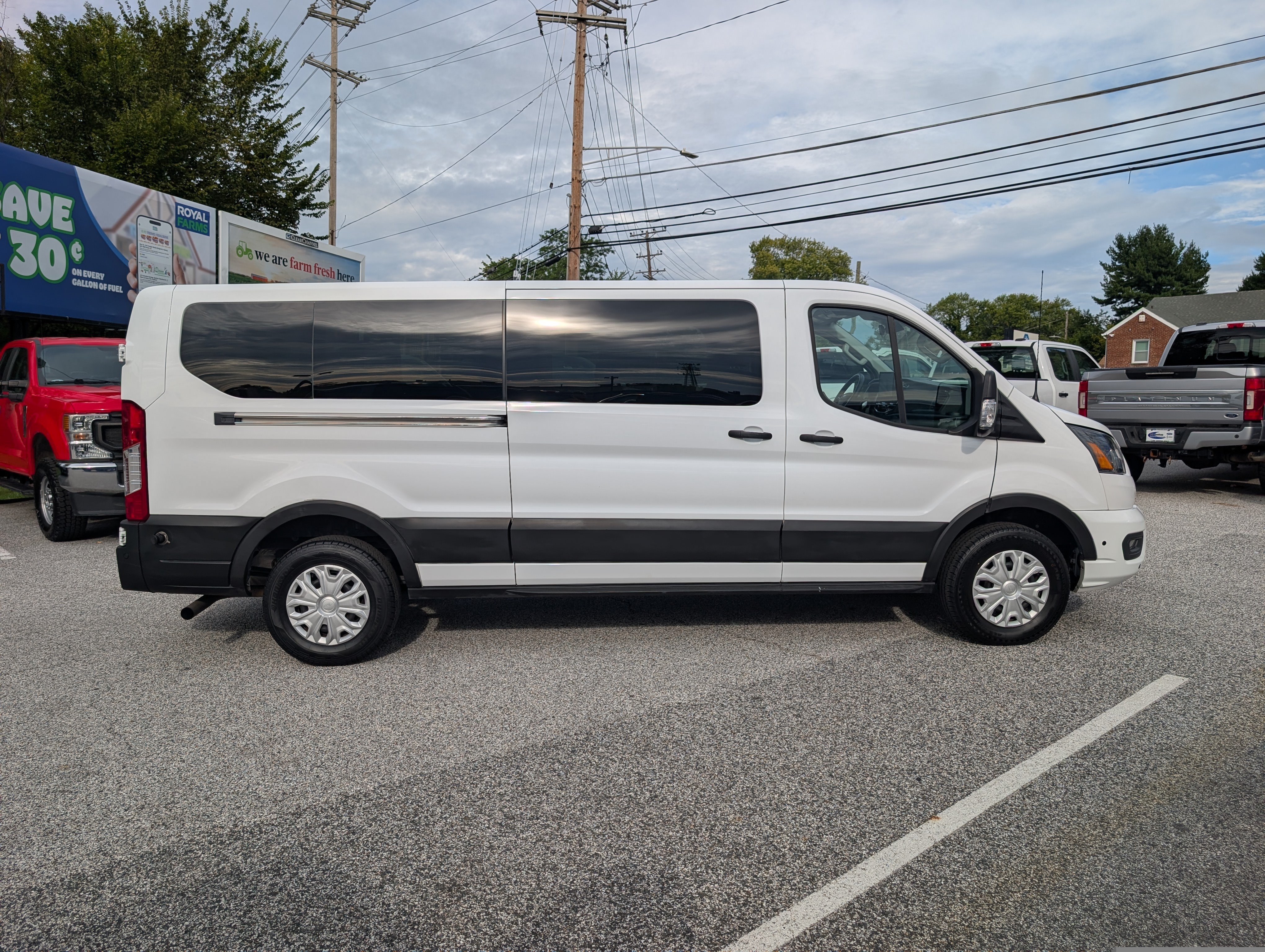 Certified 2024 Ford Transit 350 XLT RWD image 8