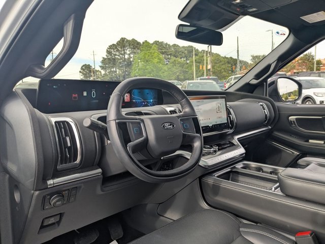 Certified 2025 Ford Expedition Max Platinum w/ Stealth Appearance Package image 15