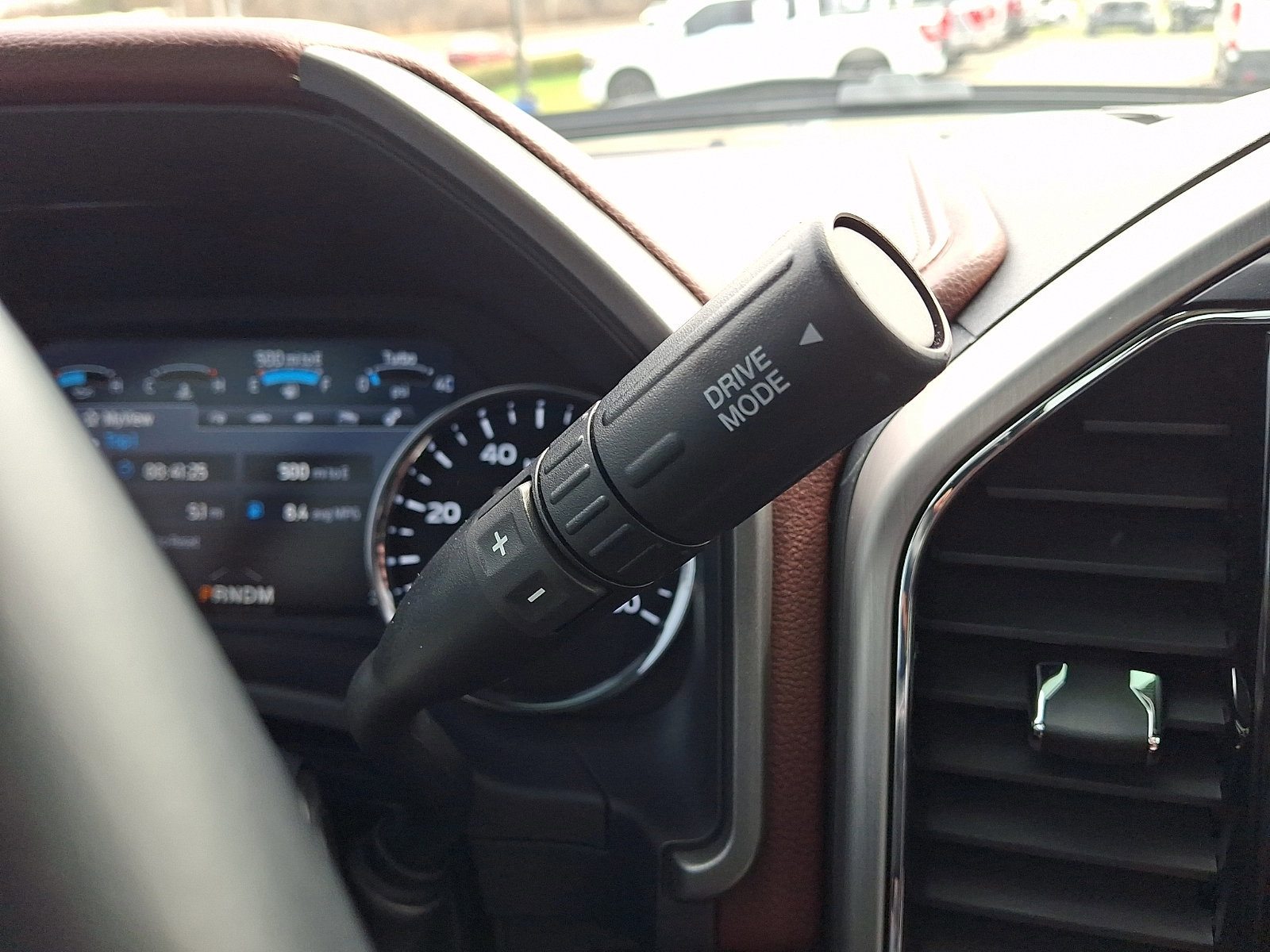 Certified 2022 Ford F250 Platinum image 18