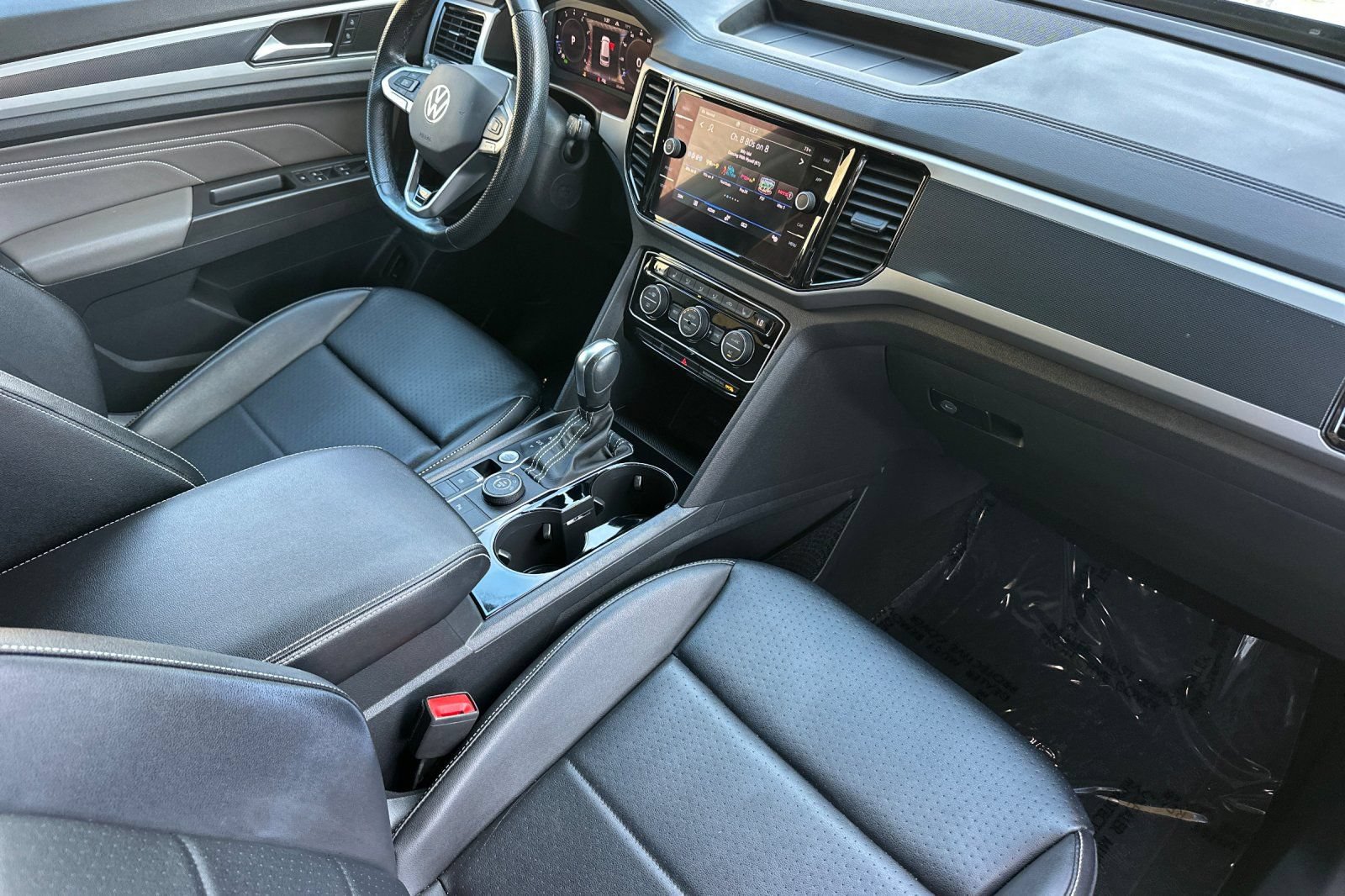 Used 2022 Volkswagen Atlas SEL R-Line AWD/4WD image 20