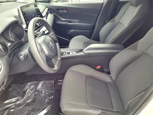 Used 2021 Toyota C-HR LE image 10