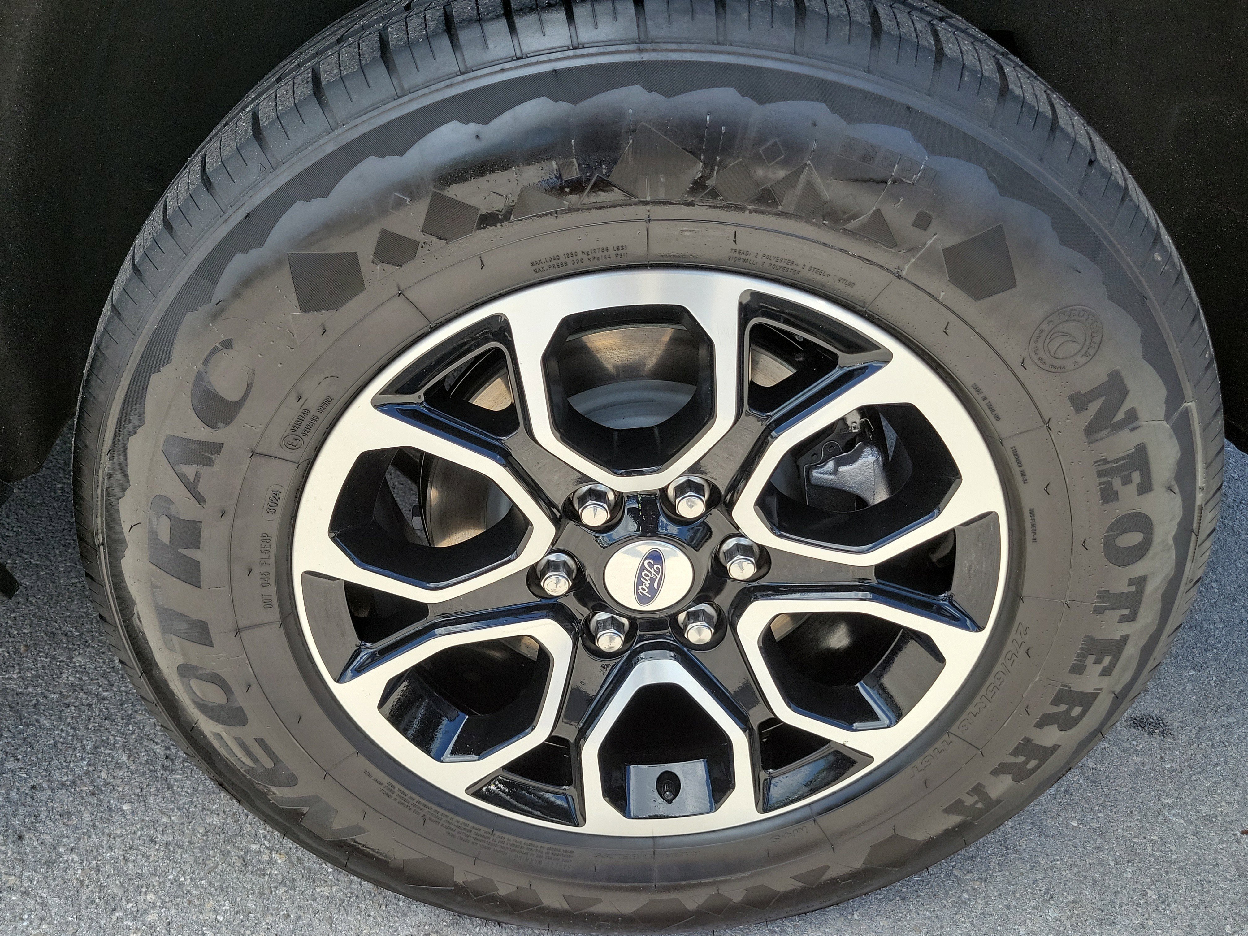 Certified 2023 Ford Expedition XLT RWD image 30