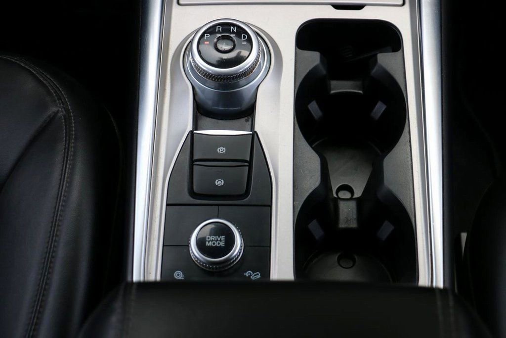 Certified 2022 Ford Explorer XLT w/ Equipment Group 202A image 31