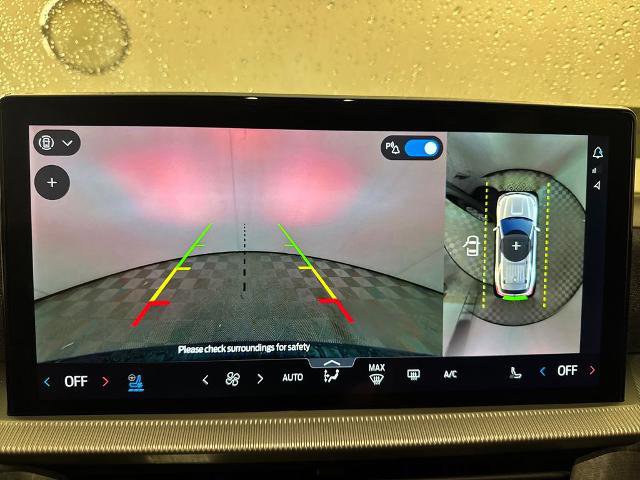 Certified 2025 Ford Explorer Platinum image 28