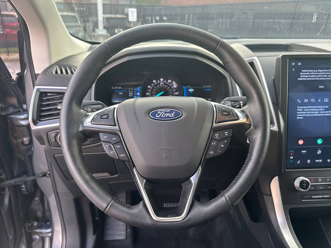 Certified 2024 Ford Edge SEL AWD/4WD image 23